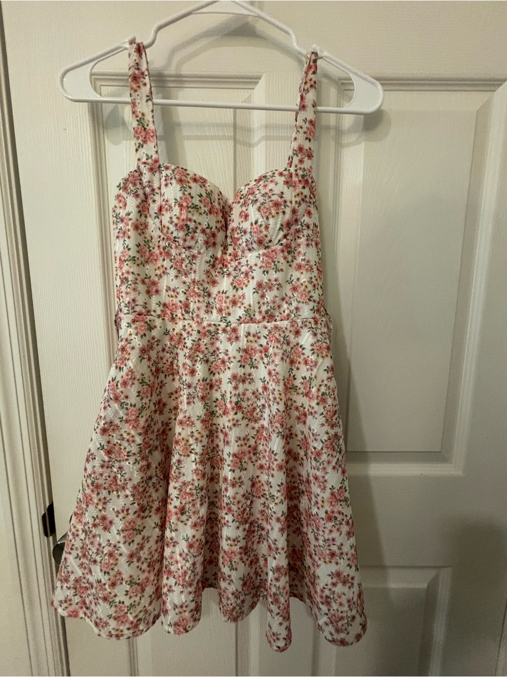 BeBop XS Floral White and Pink Sundress with Pockets